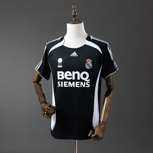 Camiseta de fútbol Real Madrid 2006/07 VISITANTE MANGA CORTA VERSION FAN
